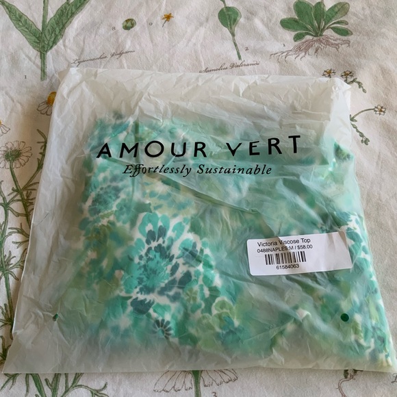 Amour Vert - Green sleveless top - NWT - M - Picture 5 of 8